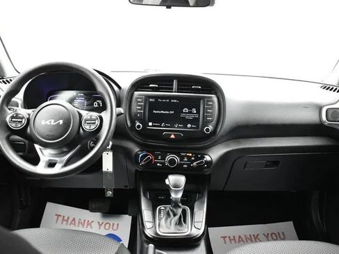 Used 2023 Kia Soul LX w/ Option Group 015 FWD image 19