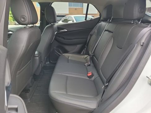 Used 2025 Buick Encore GX Sport Touring w/ Advanced Technology Package FWD image 9