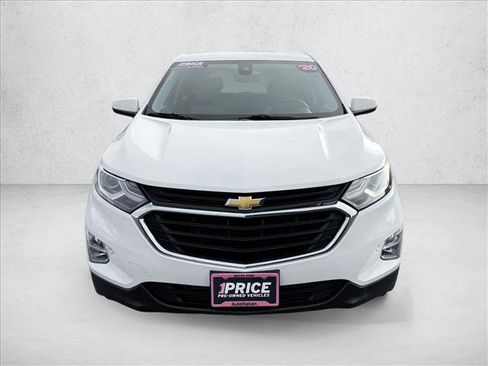 Used 2020 Chevrolet Equinox LT image 2