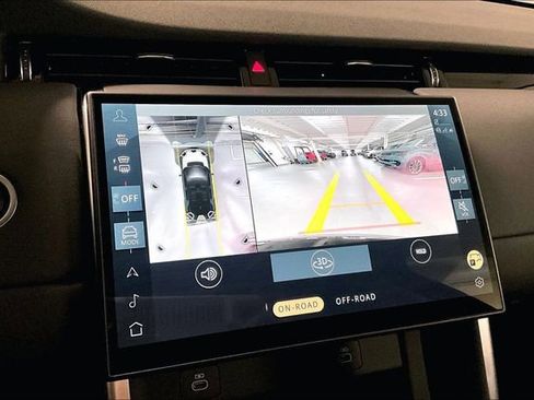 Certified 2025 Land Rover Discovery Sport S image 23