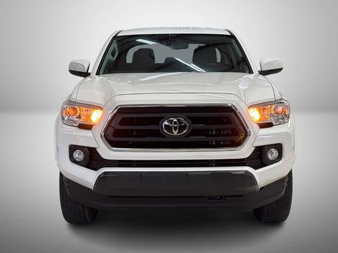 Used 2021 Toyota Tacoma SR5 image 2
