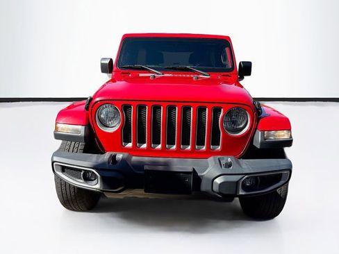 Used 2019 Jeep Wrangler Unlimited Sahara image 4