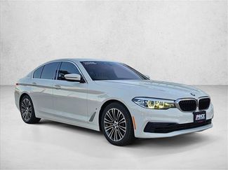 Used 2019 BMW 530e w/ Premium Package video 3