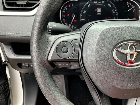 Used 2025 Toyota RAV4 LE image 12