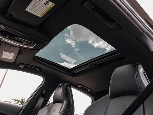 Used 2019 Audi S4 Premium Plus w/ Premium Plus Package AWD/4WD image 23
