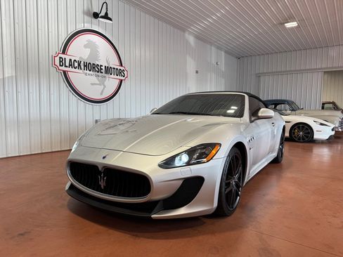 Used 2016 Maserati GranTurismo MC image 5
