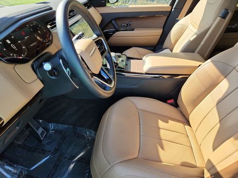Used 2023 Land Rover Range Rover Sport SE image 23