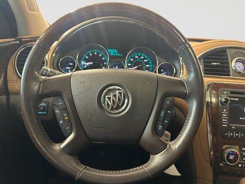 Used 2017 Buick Enclave Premium w/ Enclave Tuscan Edition FWD image 18