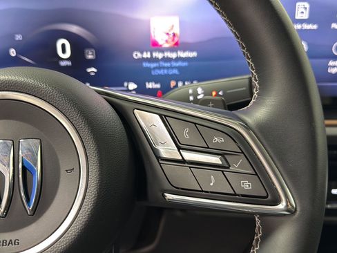 Used 2025 Buick Envision Sport Touring image 36