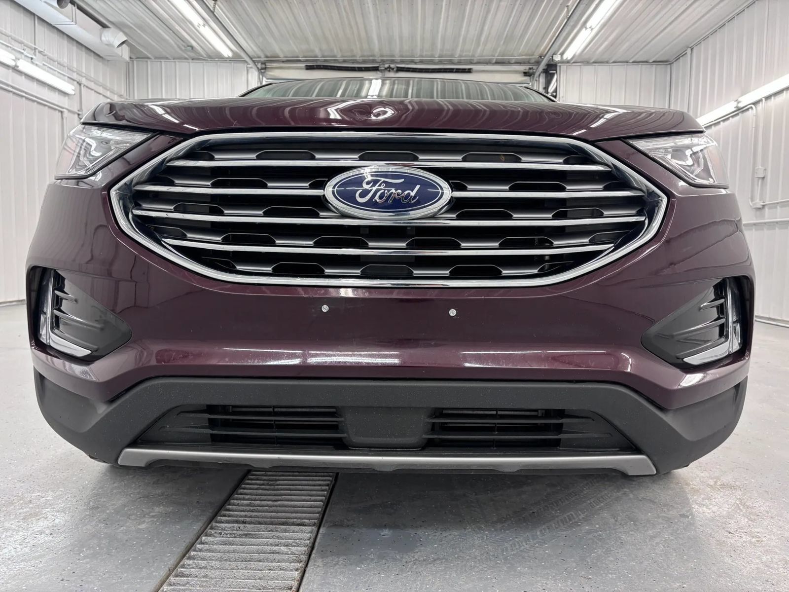 Used 2020 Ford Edge SEL w/ Convenience Package AWD/4WD image 11