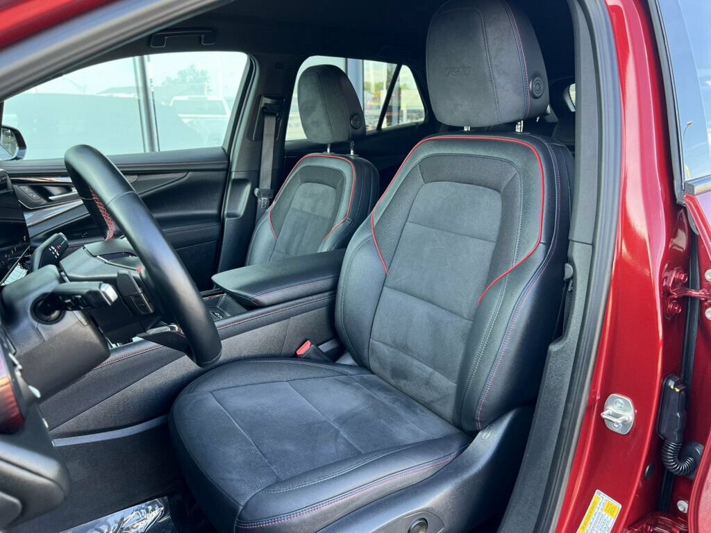 Used 2024 Chevrolet Blazer EV RS AWD/4WD image 19