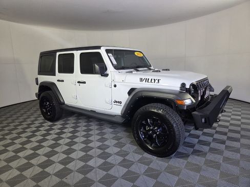 Used 2021 Jeep Wrangler Unlimited Sport AWD/4WD image 2