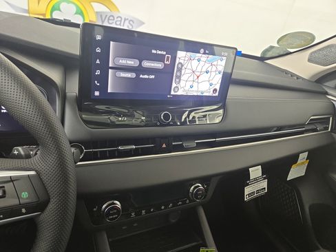 New 2026 Mitsubishi Outlander SE image 23