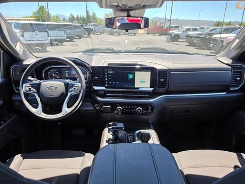 Used 2026 Chevrolet Silverado 1500 LT Trail Boss w/ Protection Package AWD/4WD image 15