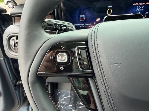 New 2026 Lincoln Aviator Reserve AWD/4WD image 35