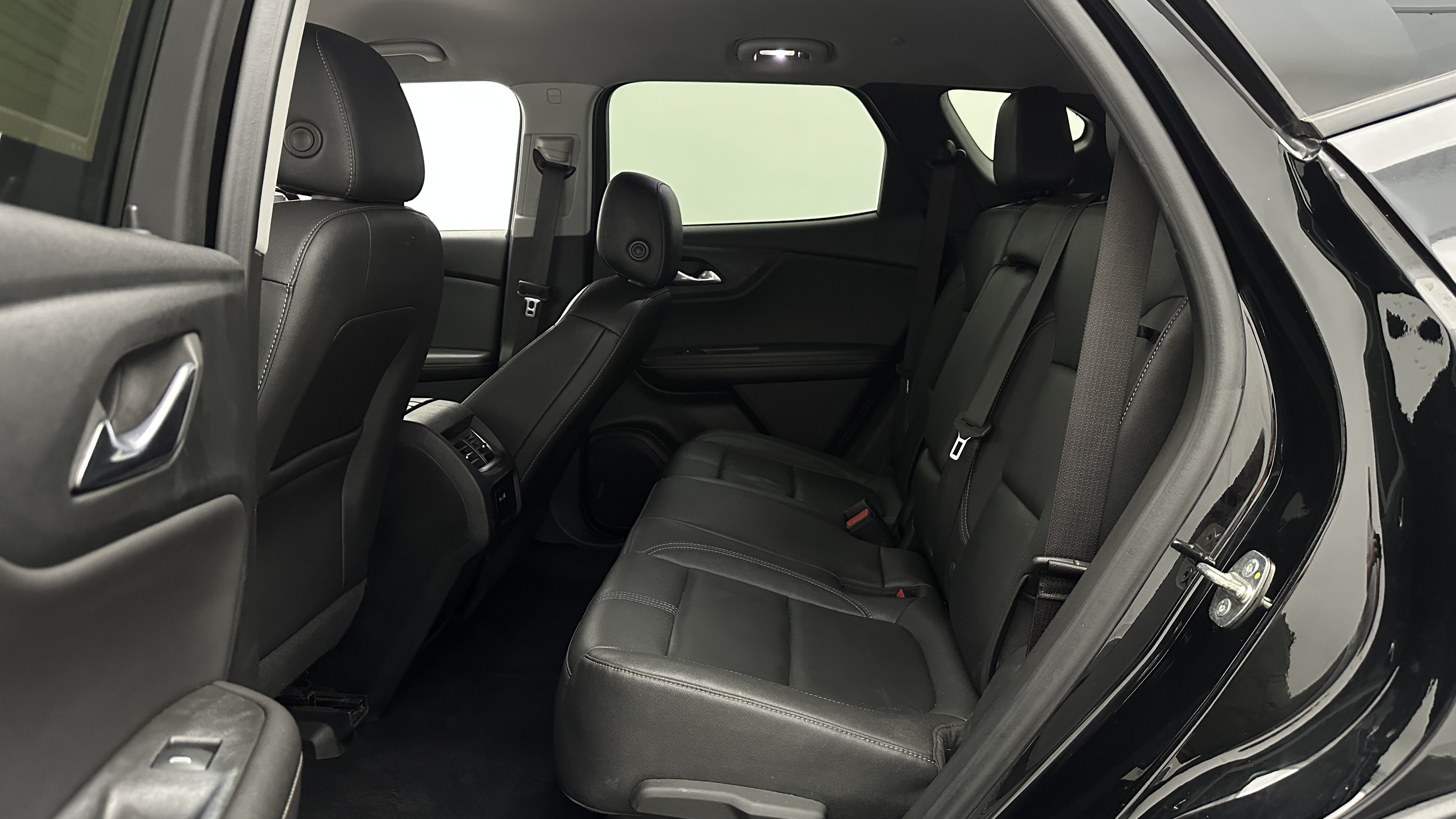 Used 2023 Chevrolet Blazer LT FWD image 27