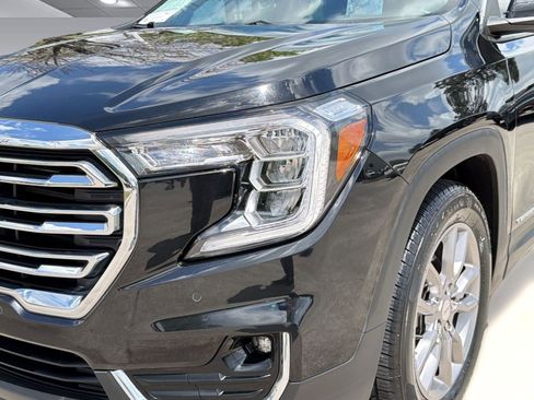 Certified 2022 GMC Terrain SLT w/ Infotainment Package II FWD image 11