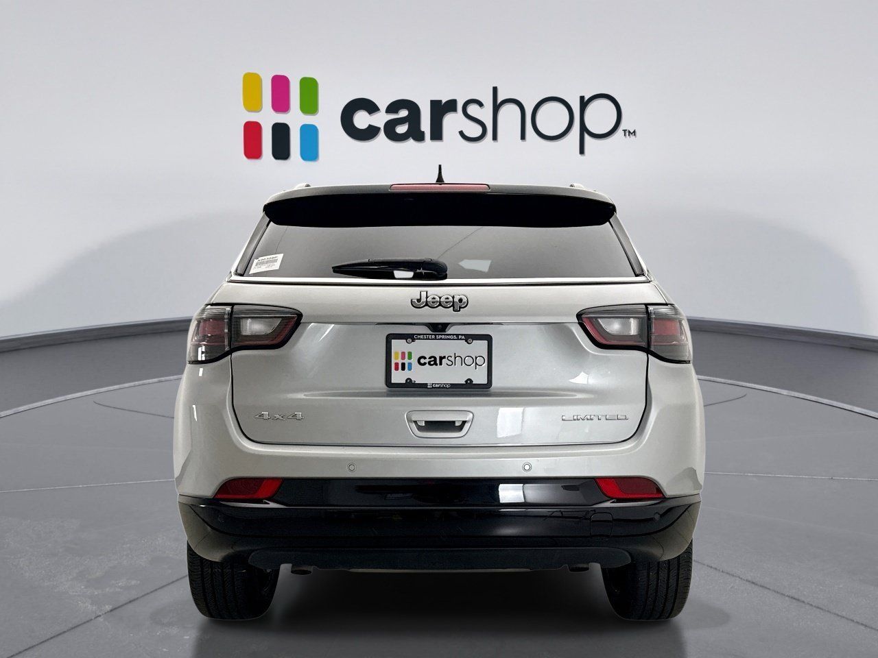 Used 2025 Jeep Compass Limited w/ Elite Group AWD/4WD image 4