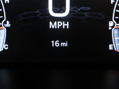 New 2026 Jeep Compass Latitude image 19