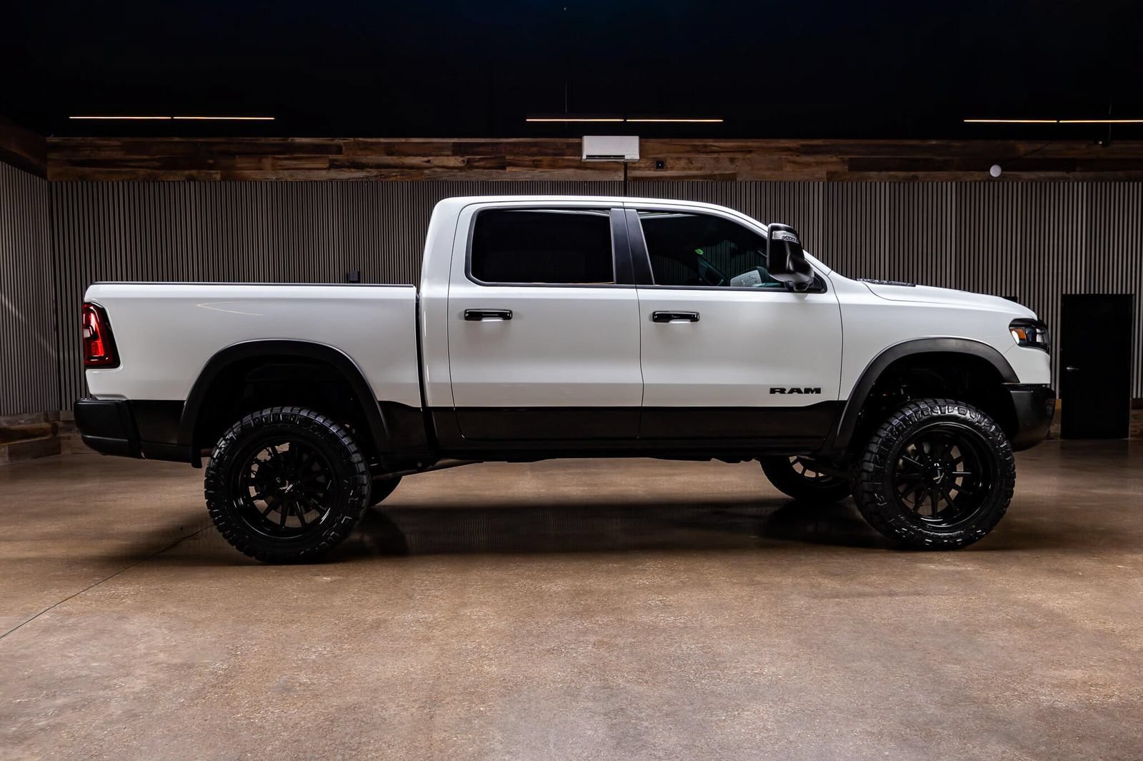 Used 2025 RAM 1500 Rebel w/ Rebel Level 2 Equipment Group AWD/4WD image 11