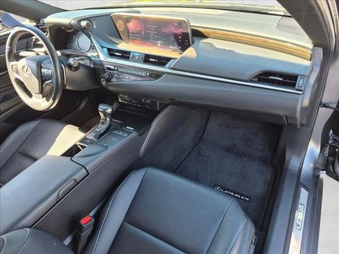 Used 2019 Lexus ES 350 w/ Premium Package FWD image 18