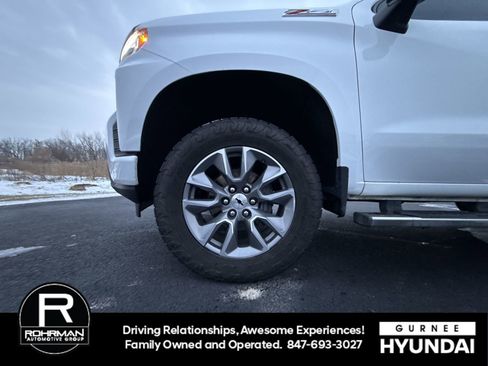 Used 2021 Chevrolet Silverado 1500 RST image 12