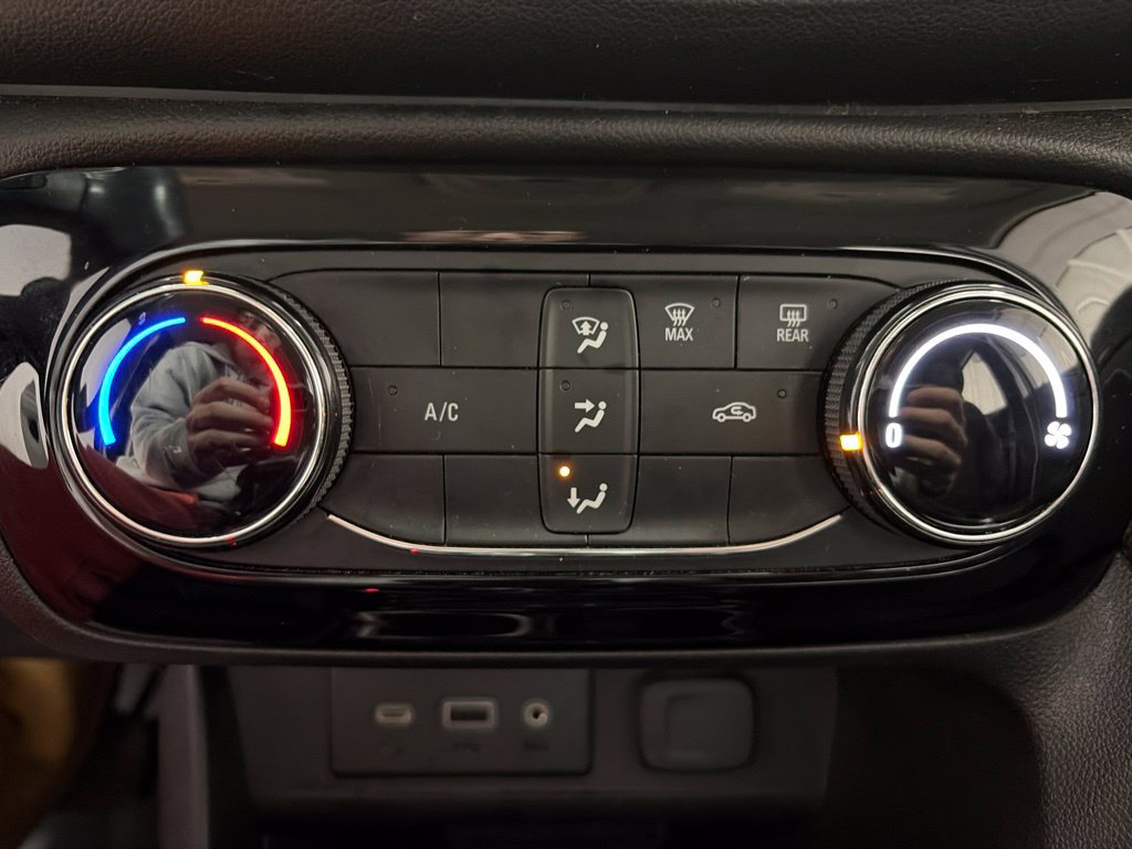 Used 2020 Buick Encore GX Preferred FWD image 22