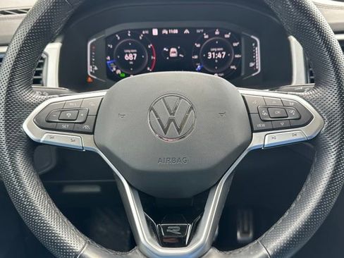 Used 2023 Volkswagen Atlas SEL Premium AWD/4WD image 40