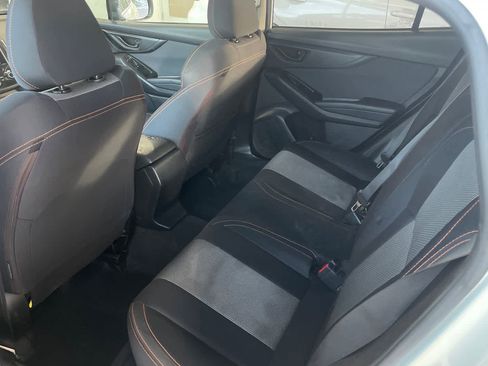 Used 2019 Subaru Crosstrek 2.0i Premium image 4