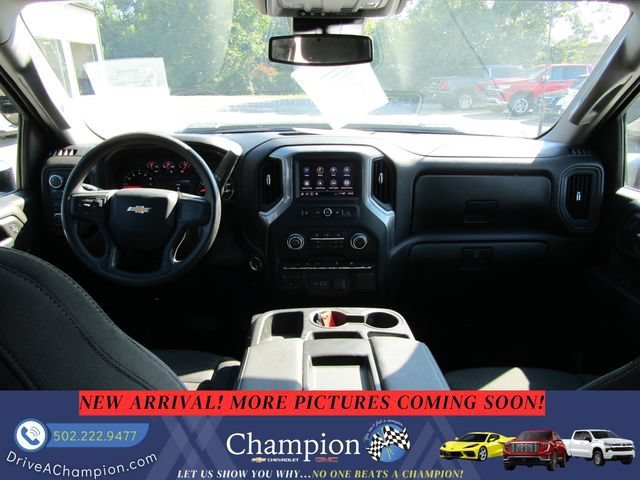 Used 2025 Chevrolet Silverado 2500 Custom w/ Custom Value Package AWD/4WD image 10