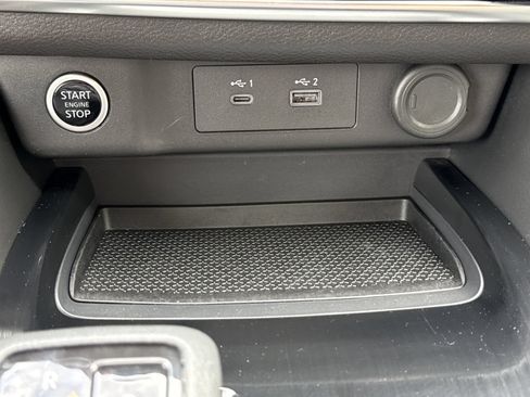 Used 2023 Nissan Rogue SV w/ SV Premium B Package FWD image 26