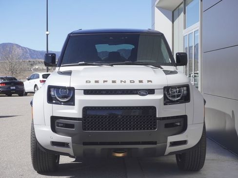 New 2026 Land Rover Defender 110 OCTA image 5