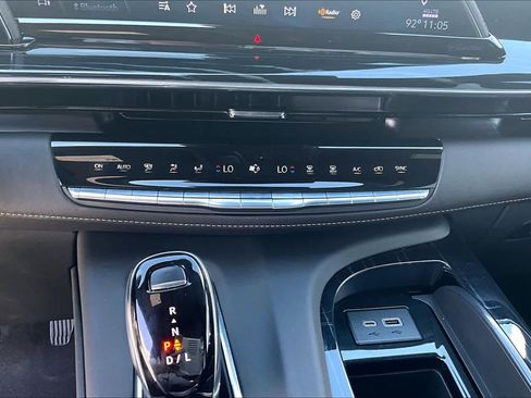 Used 2024 Cadillac Escalade Sport w/ Touring Package AWD/4WD image 32