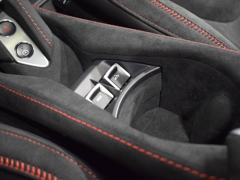 New 2025 McLaren 750S Spider image 31