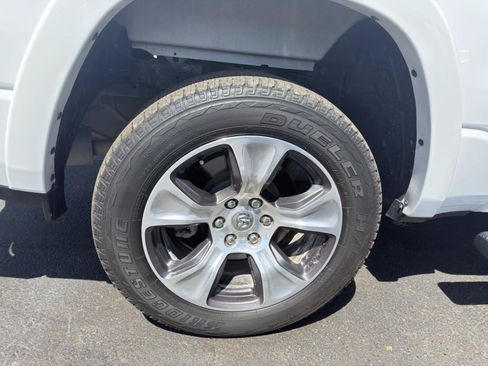 Used 2022 RAM 1500 Laramie w/ Sport Appearance Package AWD/4WD image 8