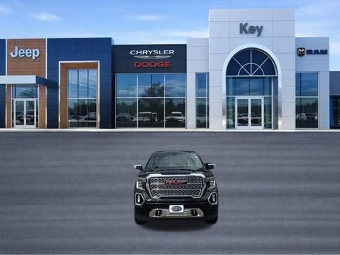 Used 2019 GMC Sierra 1500 Denali w/ Driver Alert Package II AWD/4WD image 9