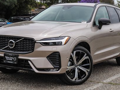 New 2025 Volvo XC60 B5 Ultra w/ Protection Package Premier