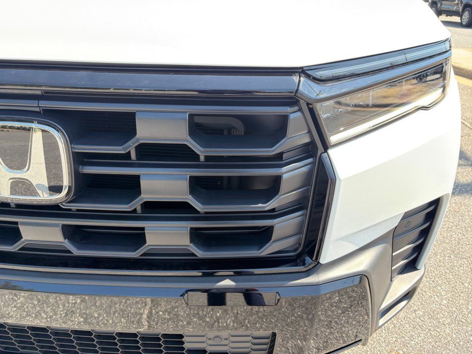 Certified 2026 Honda Pilot Sport image 30