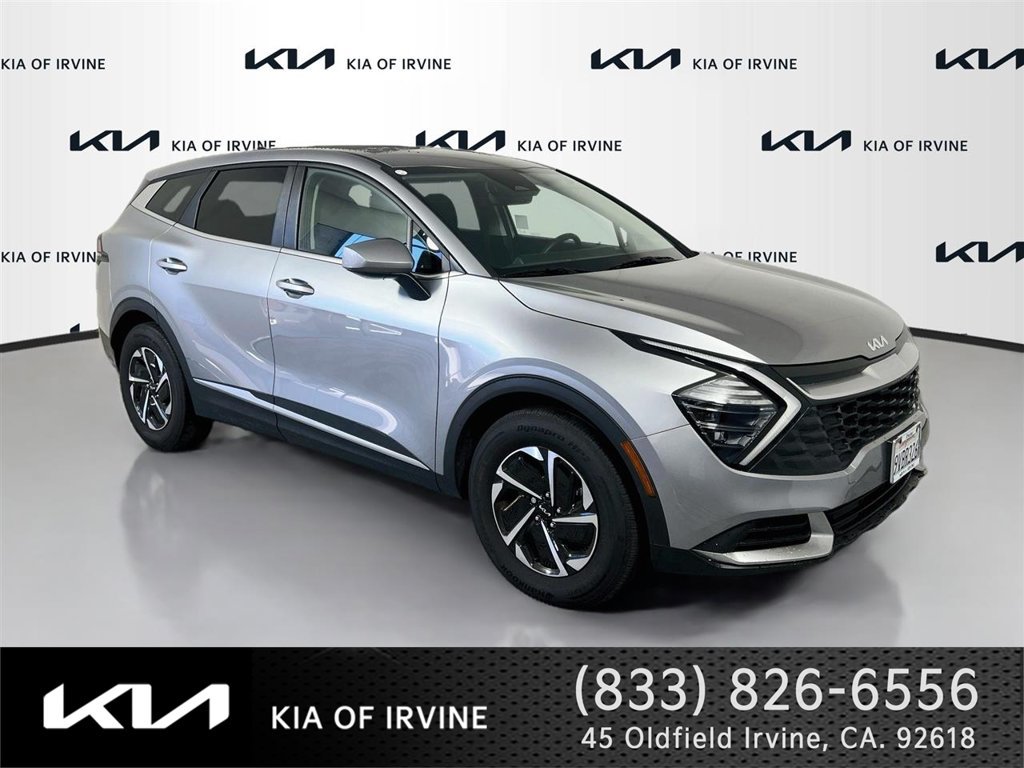 Certified 2025 Kia Sportage LX FWD image 1