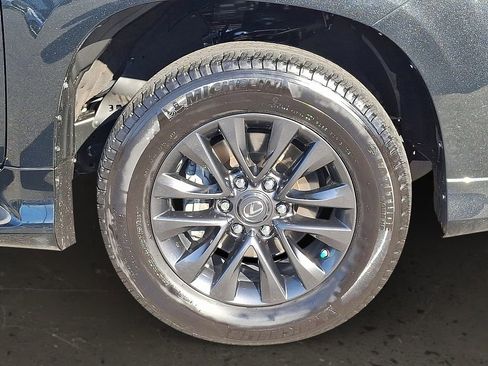 Used 2023 Lexus GX 460 Premium image 9