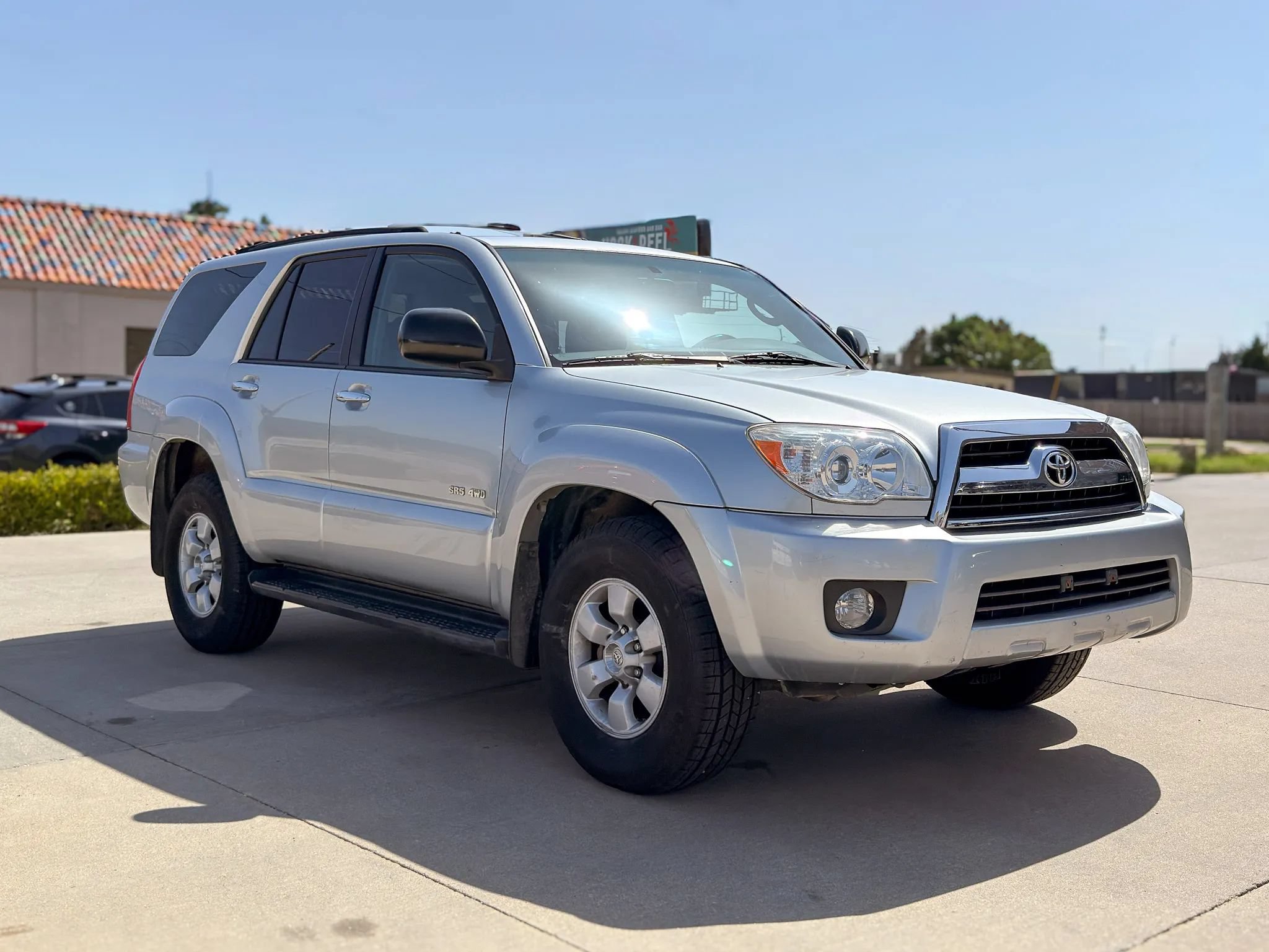 Used 2009 Toyota 4Runner SR5 AWD/4WD image 1