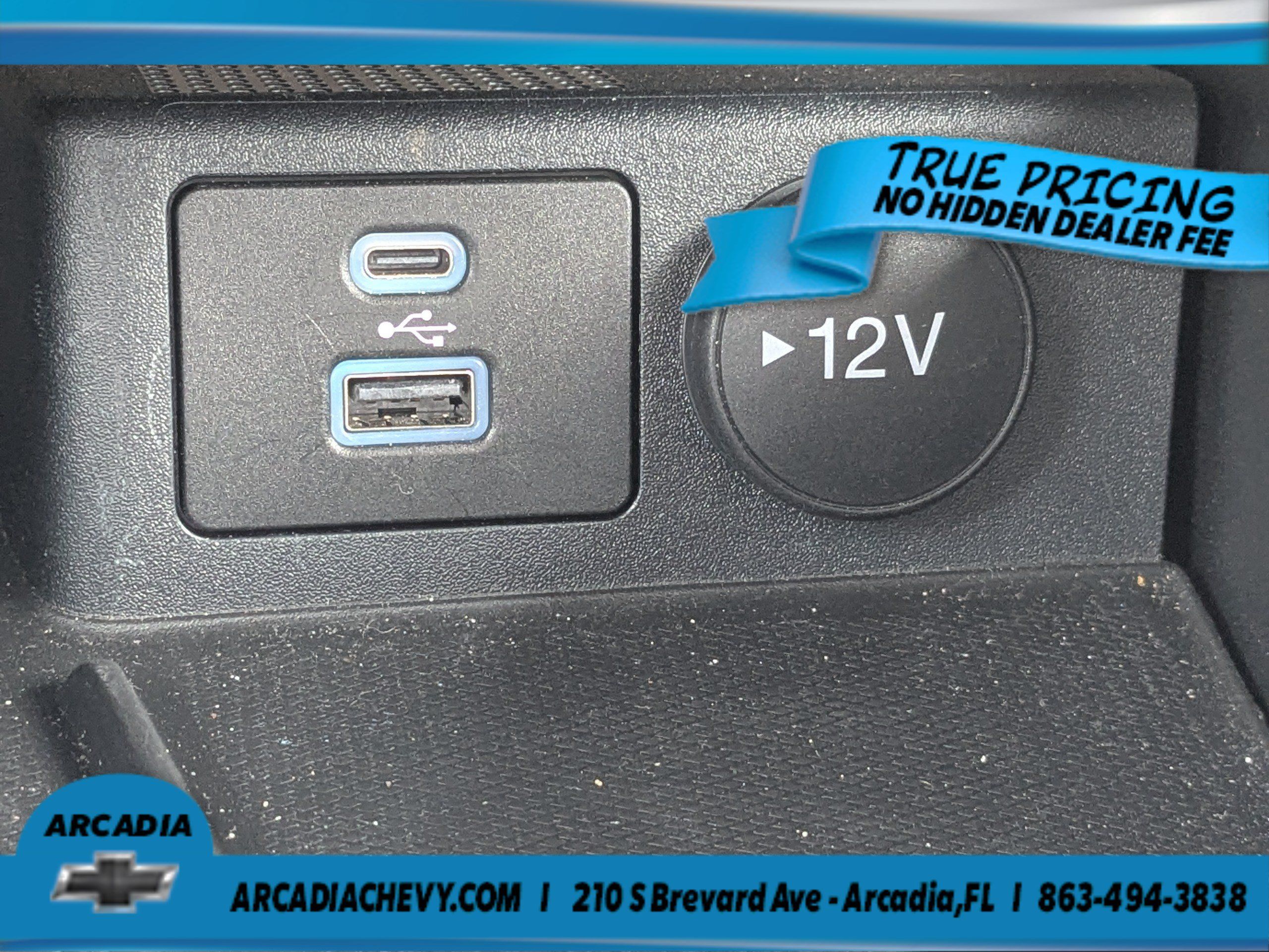 Used 2022 Ford Escape SEL w/ Technology Package FWD image 22