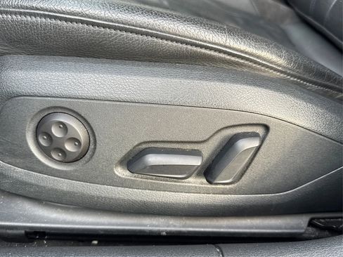 Used 2017 Audi A4 2.0T Premium w/ Convenience Package image 22