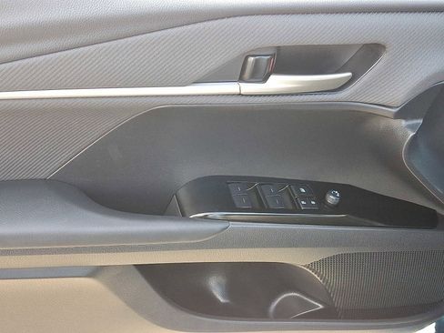 Certified 2025 Toyota Camry SE image 13