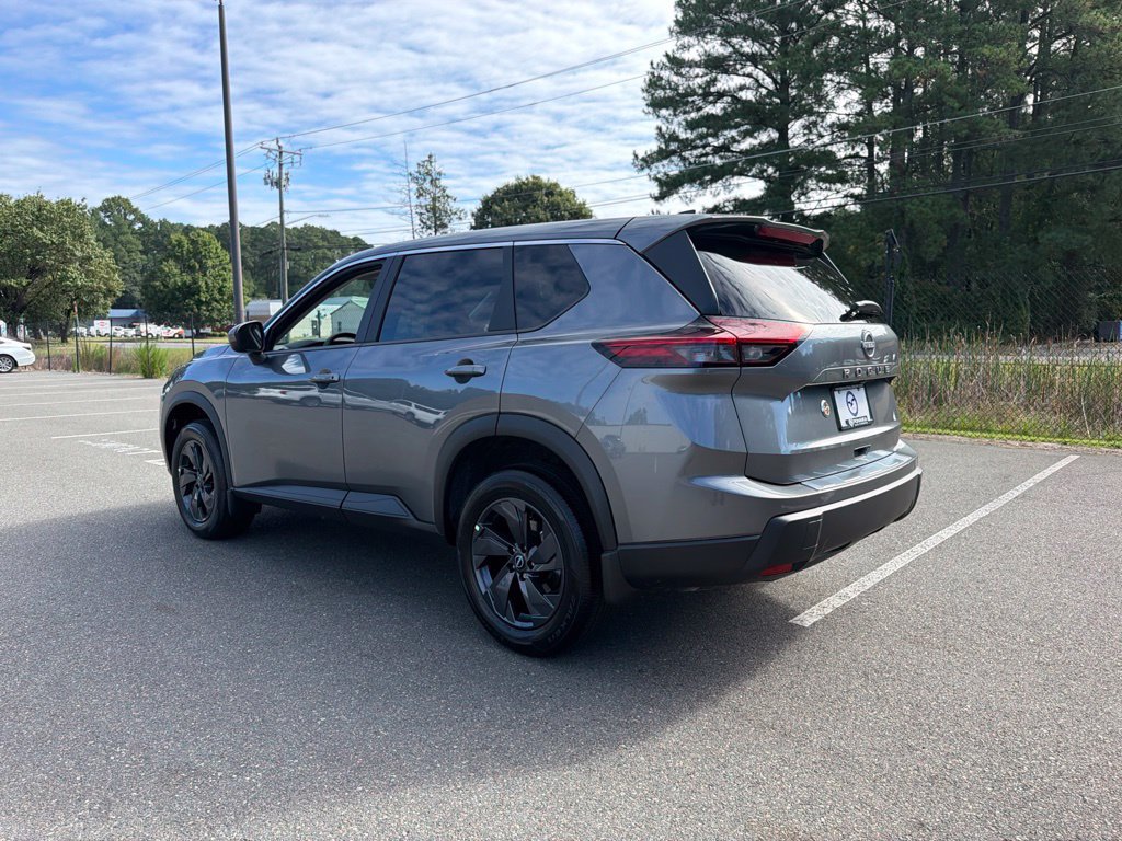 Certified 2026 Nissan Rogue SV w/ Cold Weather Package FWD image 7