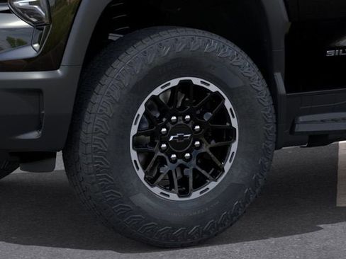 New 2026 Chevrolet Silverado EV Trail Boss w/ Plus Package AWD/4WD image 9