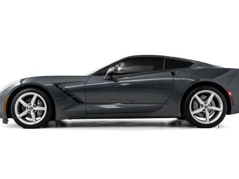 Used 2014 Chevrolet Corvette Stingray Coupe image 9