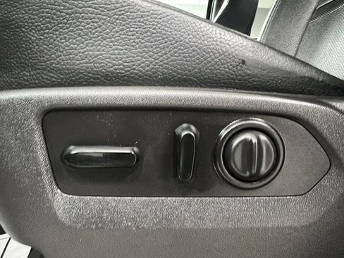 Used 2020 GMC Sierra 3500 Denali w/ Denali Ultimate Package image 22