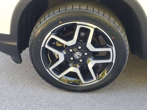 Used 2023 Honda Passport Elite image 4