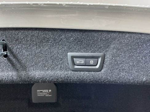 New 2026 BMW 330i Sedan w/ Premium Package image 30